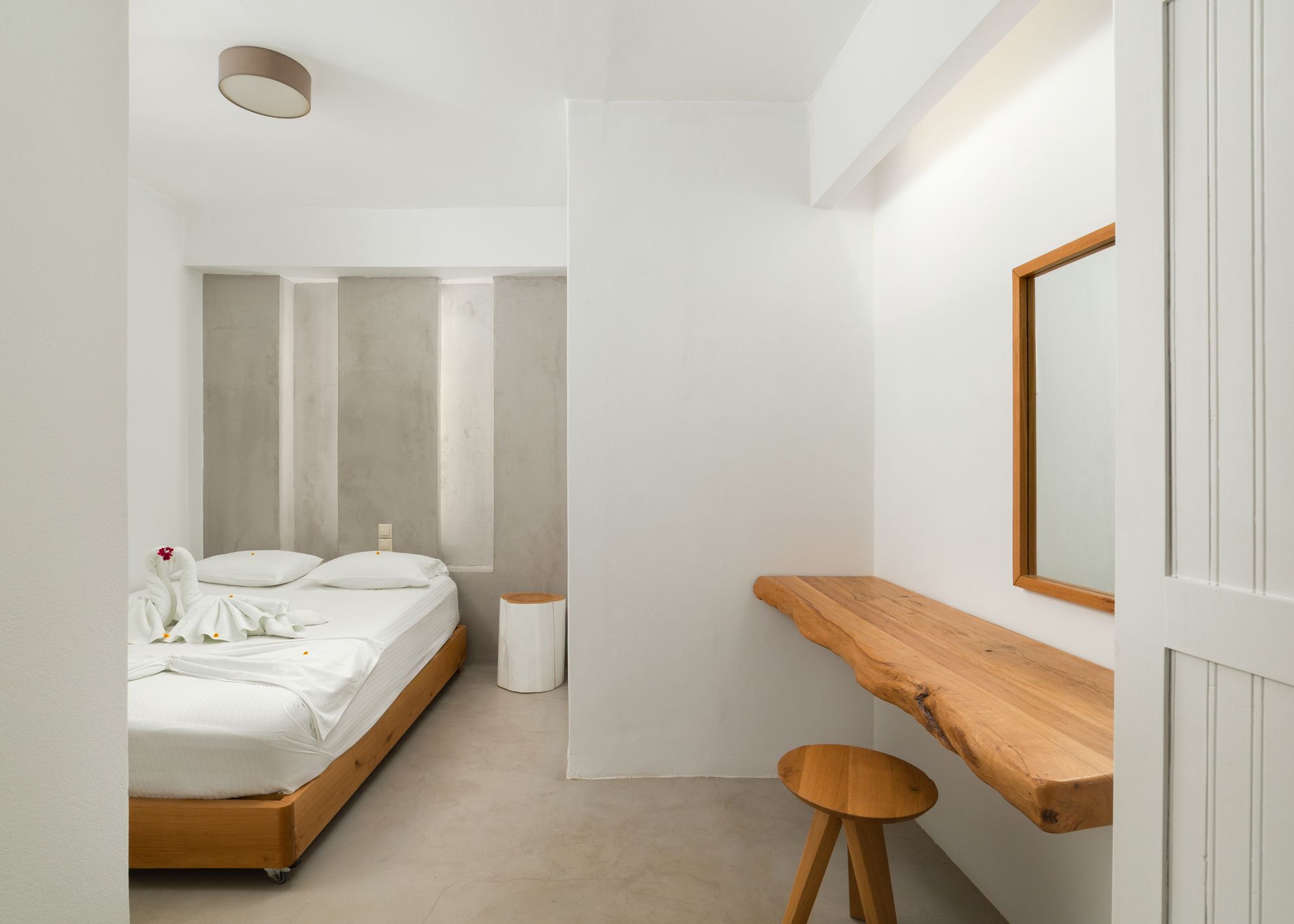 Apartment for 5, εσωτερικό